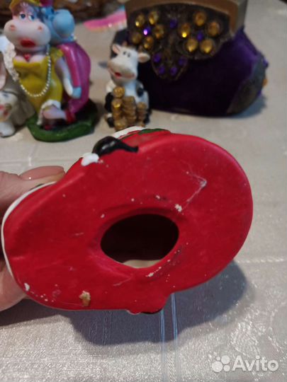 Пепельница и сувениры