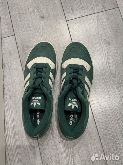 Кеды adidas rivalry low