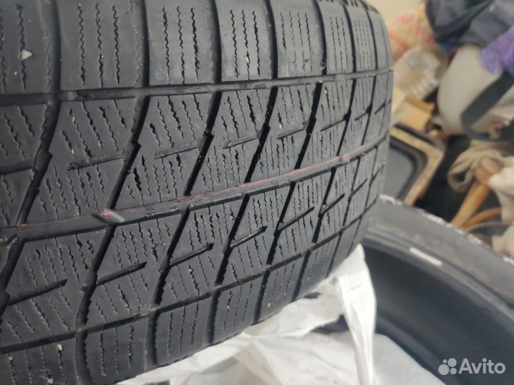 Колеса продам всесезонные. Bridgestone