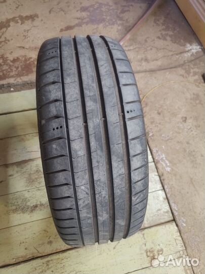 Michelin Pilot Sport 5 215/45 R17 91Y