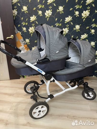 Коляска 2 в 1 для двойни или погодок