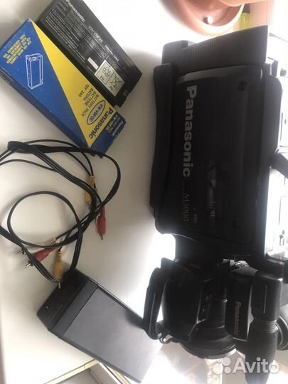 Видеокамера Panasonic M3000