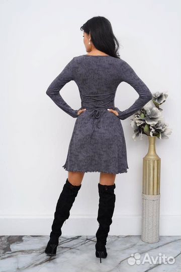 Платье со завязками