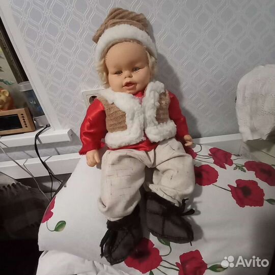 Кукла антикварная