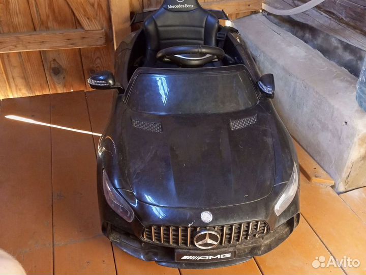 Детский электромобиль