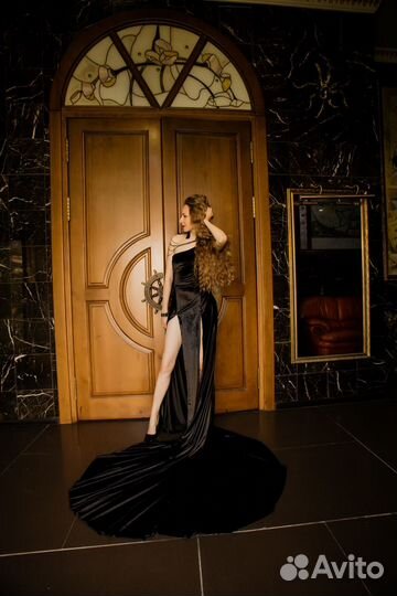 Вечернее платье
