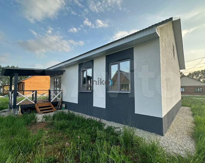 Дом 104,3 м² на участке 7,6 сот.