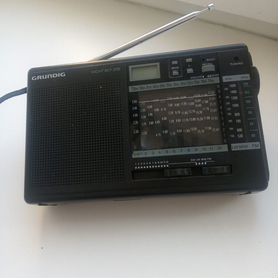 Приемник Grundig Yacht Boy 206