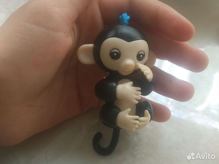Игрушка обезьяна