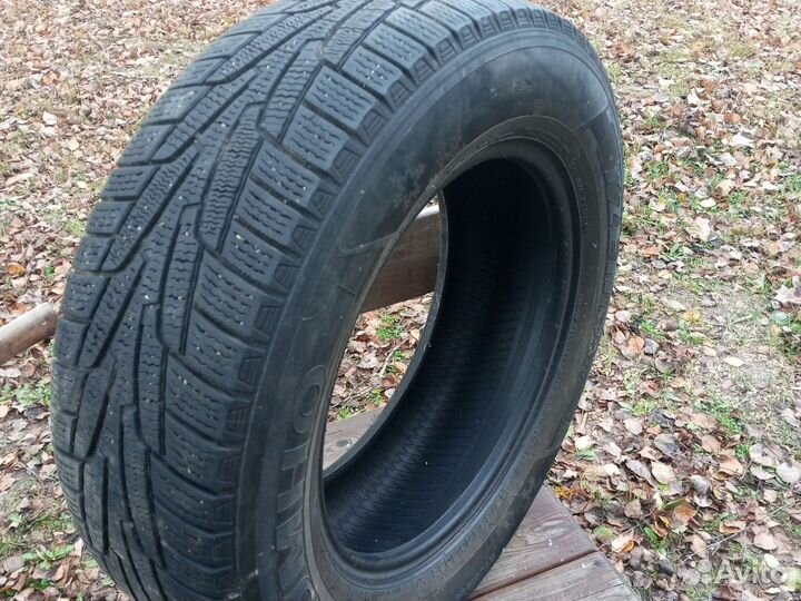 Kumho I'Zen KW31 215/65 R16