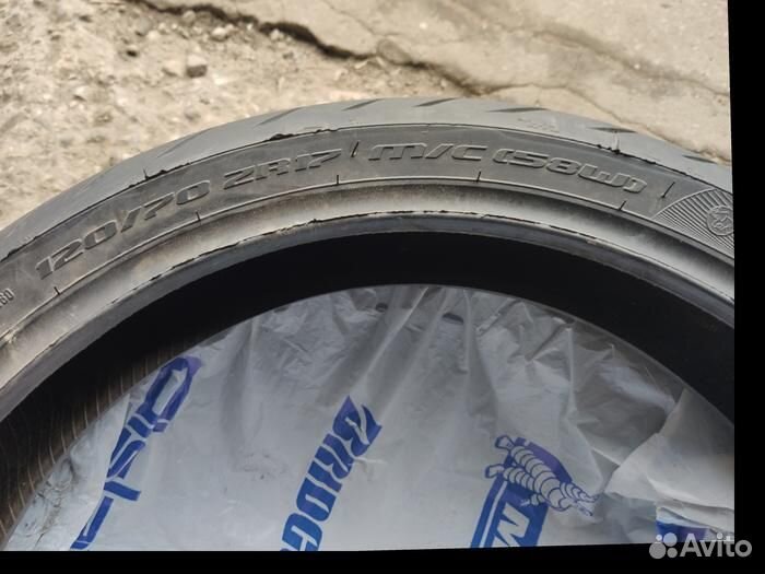 Мотошина Metzeler Roadtec Z8 120/70 R17 102M