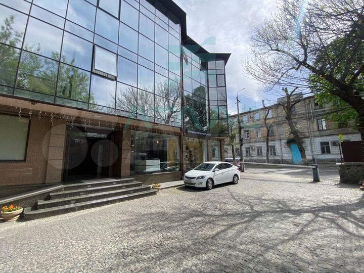 Офис 55 кв.м. в современном здании