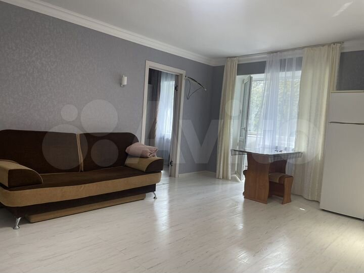 2-к. квартира, 60 м², 2/5 эт.