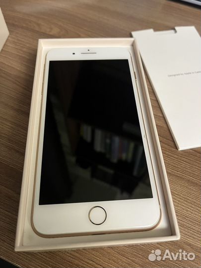 iPhone 8 Plus, 256 ГБ