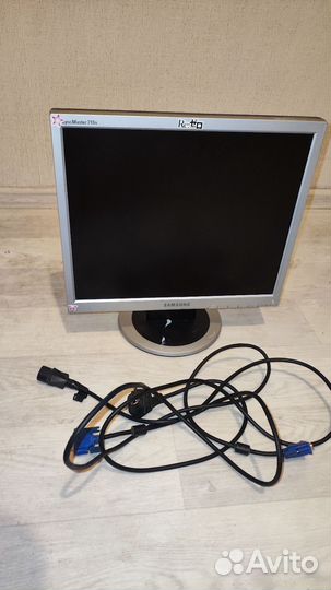 Монитор 17 дюймов