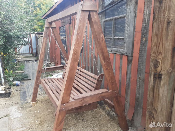 Садовые качели из бруса