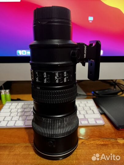 Объектив Nikon 70- 200/ 2.8
