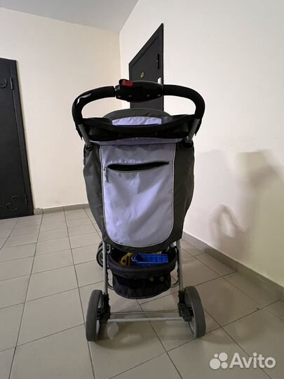 Коляска прогулочная