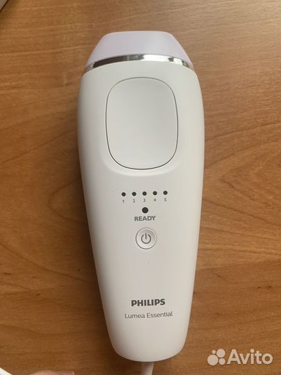 Фотоэпилятор Philips BRI863 Lumea Essential
