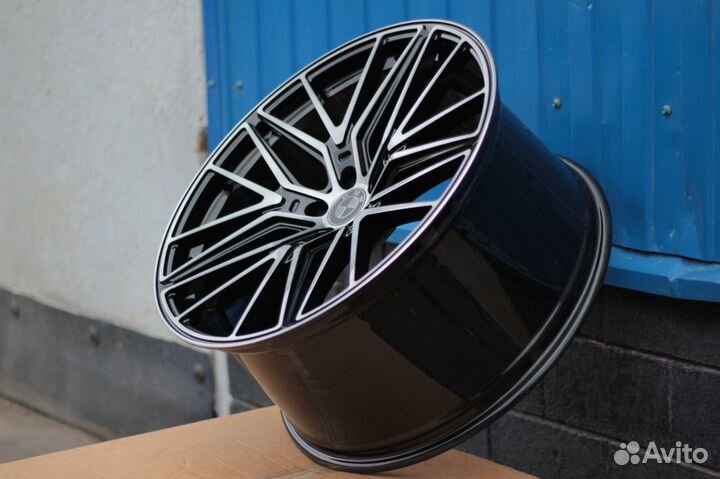 Диски кованые R22 для BMW X5 G05, X6 G06, X7 G07