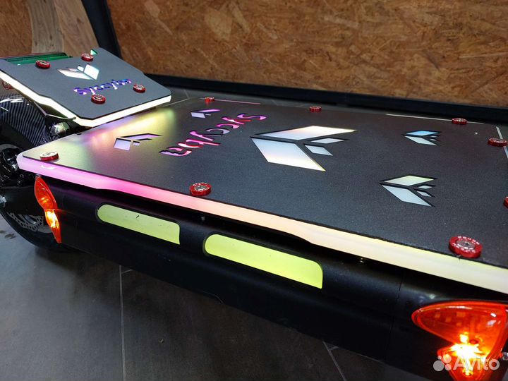 Электросамокат Syccyba Gepard