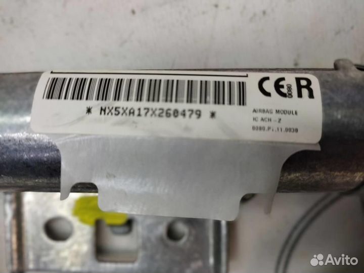 Шторка без-ти правая w470 X-class 699.301 2018