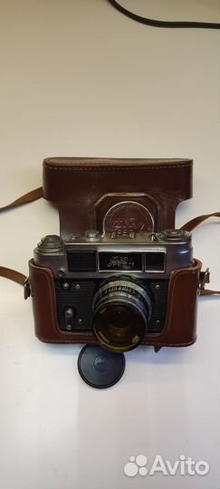 Пленочный фотоаппарат фэд4