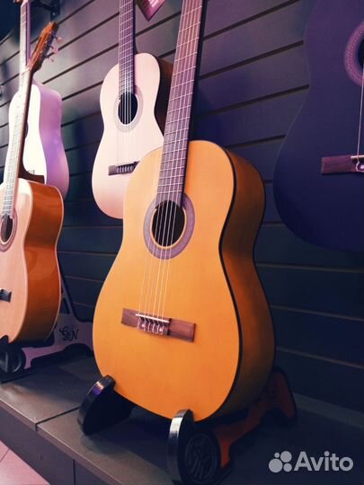 Гитара золотистого цвета Fabio новая