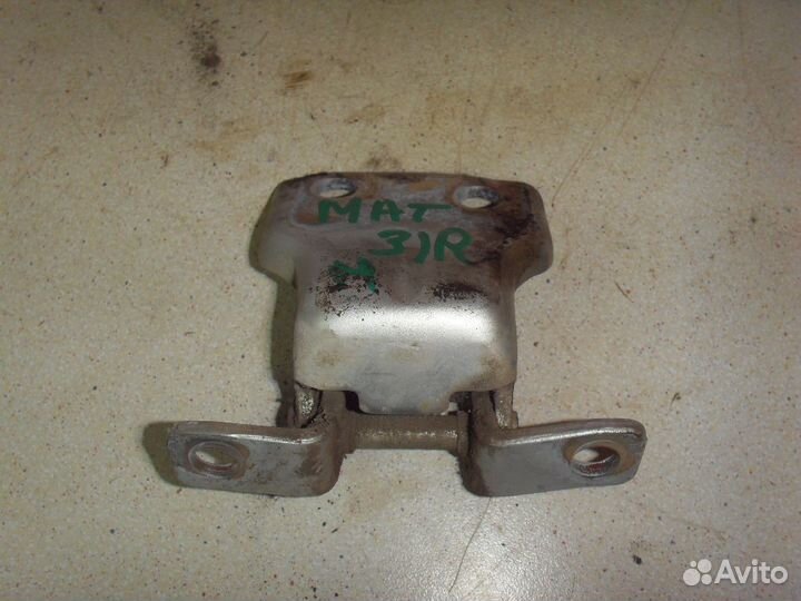 Петля двери задней правой нижняя Daewoo Matiz