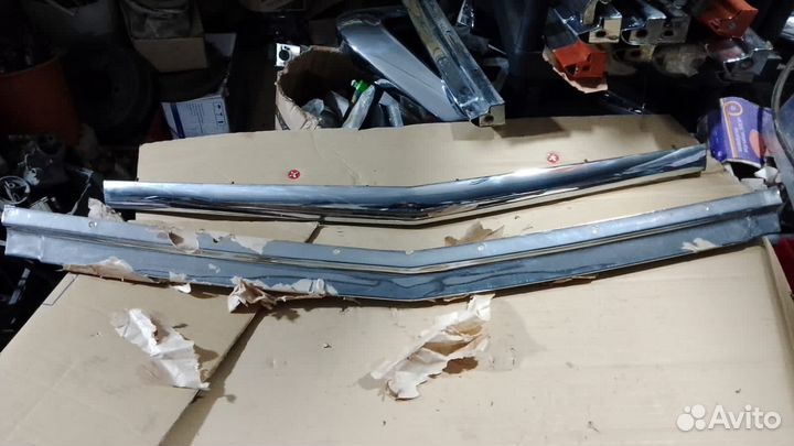 Новые молдинги капота решетки радиатора газ 21