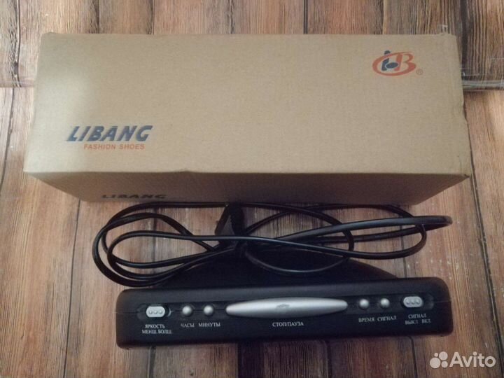 Электронные часы-будильник Силуэт ме-20