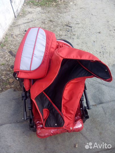 Продаю детскую коляску