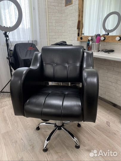 Кресло для парикмахера