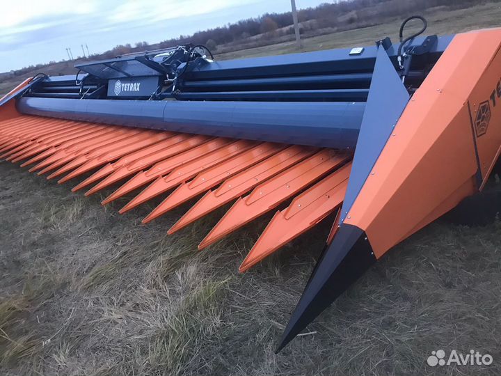 Жатка для уборки подсолнечника