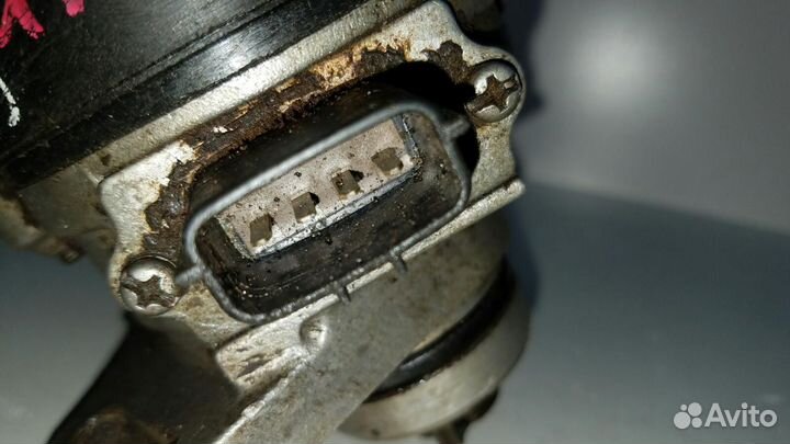 Трамблер Mazda 323 BP 1.8Л 1991