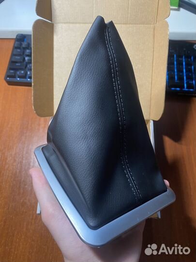 Кожух МКПП на Ford Focus 2