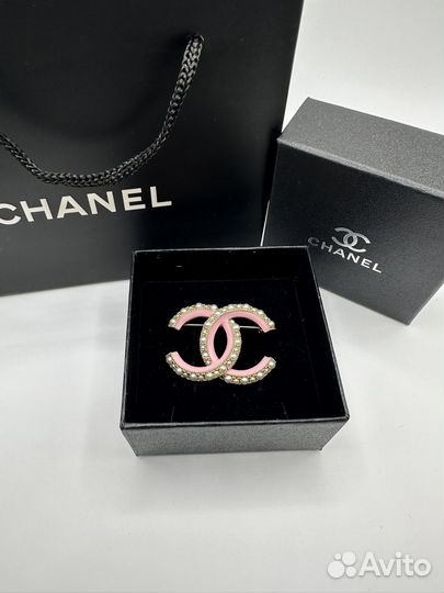 Брошь Chanel