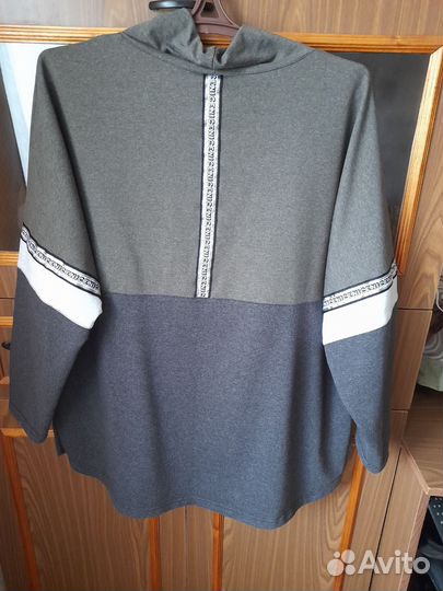 Спортивный костюм женский