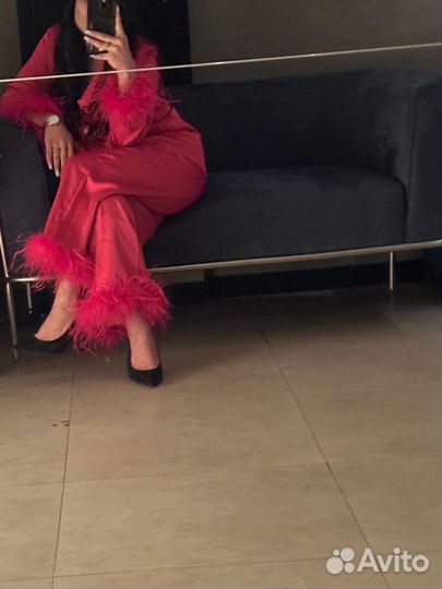 Костюм женский