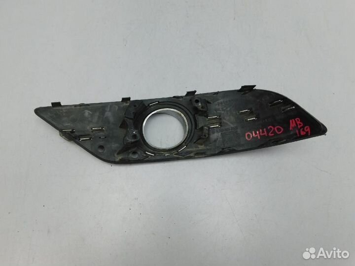 Решетка в бампер левая Mercedes-Benz B-Class