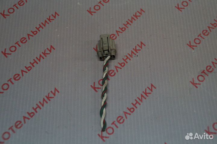 Nissan 21487-CX000 Разъем моторчика вентилятора