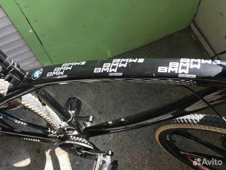 Велосипед bmw superbike