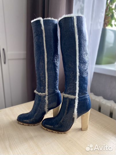 Сапоги зимние на каблуке Casadei