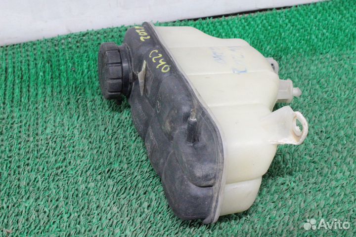 Расширительный бачок Mercedes C-Class W202