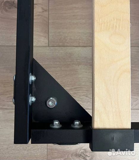 Основание кровати с лямелями