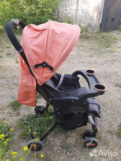 Прогулочная коляска