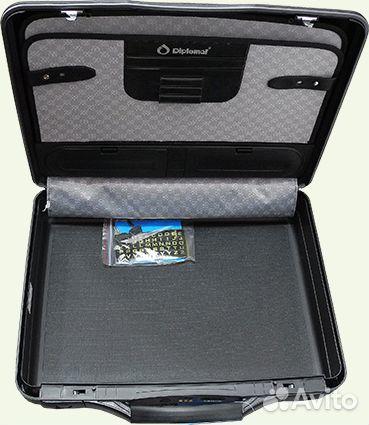 Кейс Дипломат