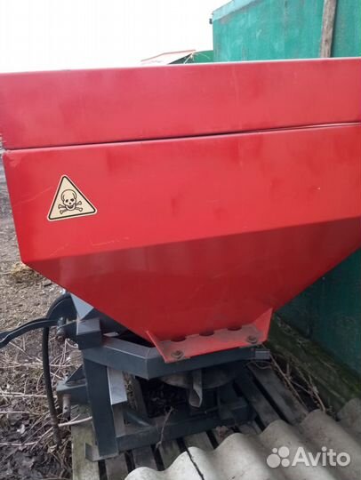 Продам разбрасыватель удобрения