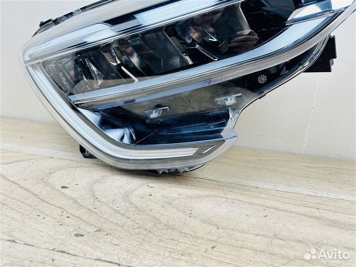 Фара передняя правая Renault Arkana 2019-Н.в