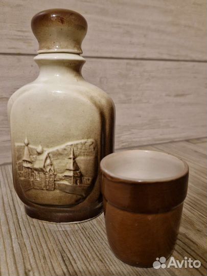 Бюветница, кружка, штоф